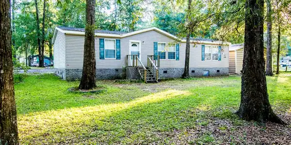 1601 Princess Pond Rd