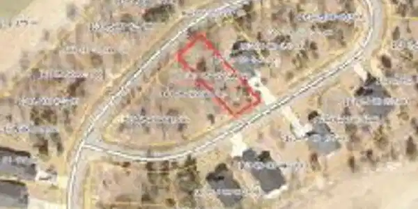 815 Bentwood Circle