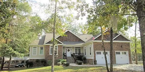 100 Red Cypress Landing