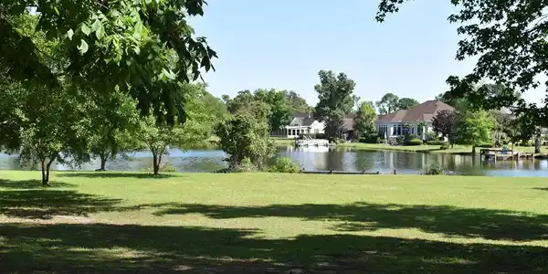 9 Ridge Lake Dr