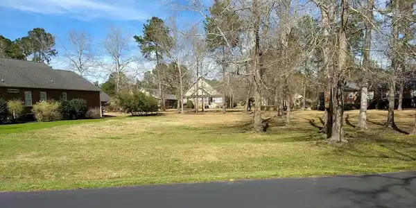 218 Ridge Lake Dr