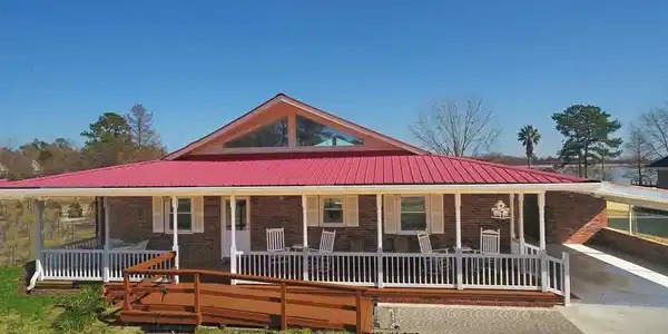 1329 Quail Trail