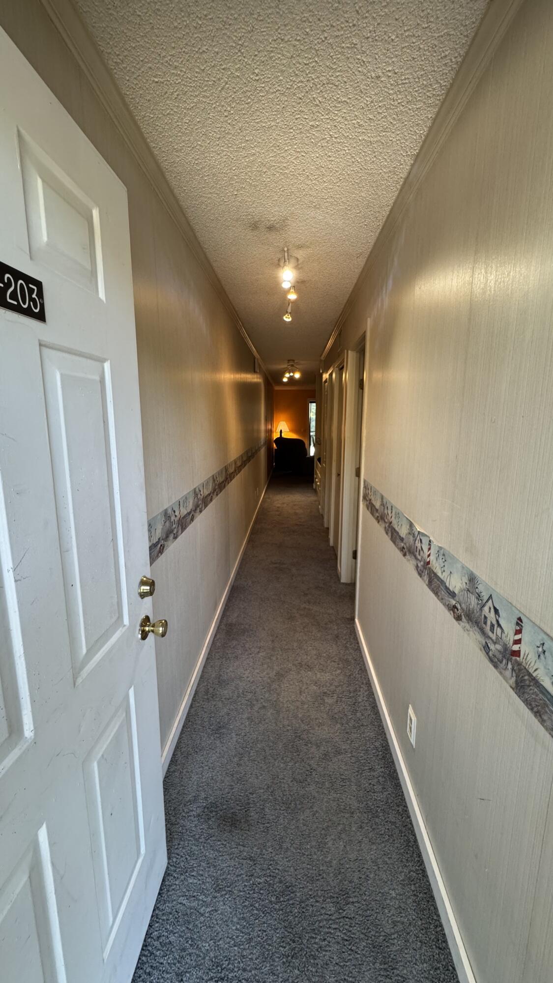 Image 4: Entry