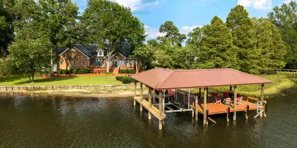Image 2: DOCK