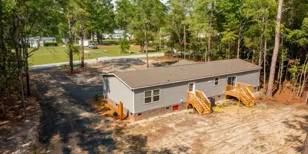Image 2: 1370 Hudson Rd-12