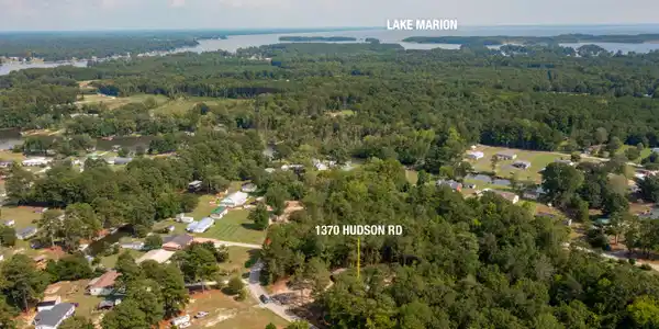 Image 3: 1370 Hudson Rd-5 (1)