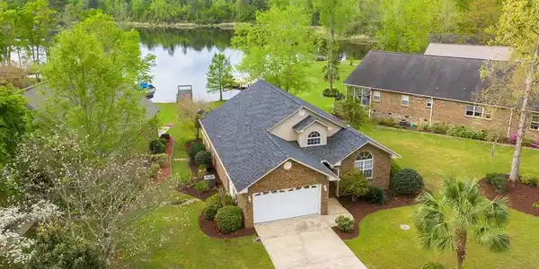 255 Ridge Lake Dr