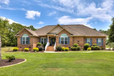 18 Lake Arbu Drive
