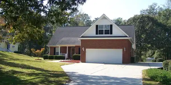 360 Suwanee Drive