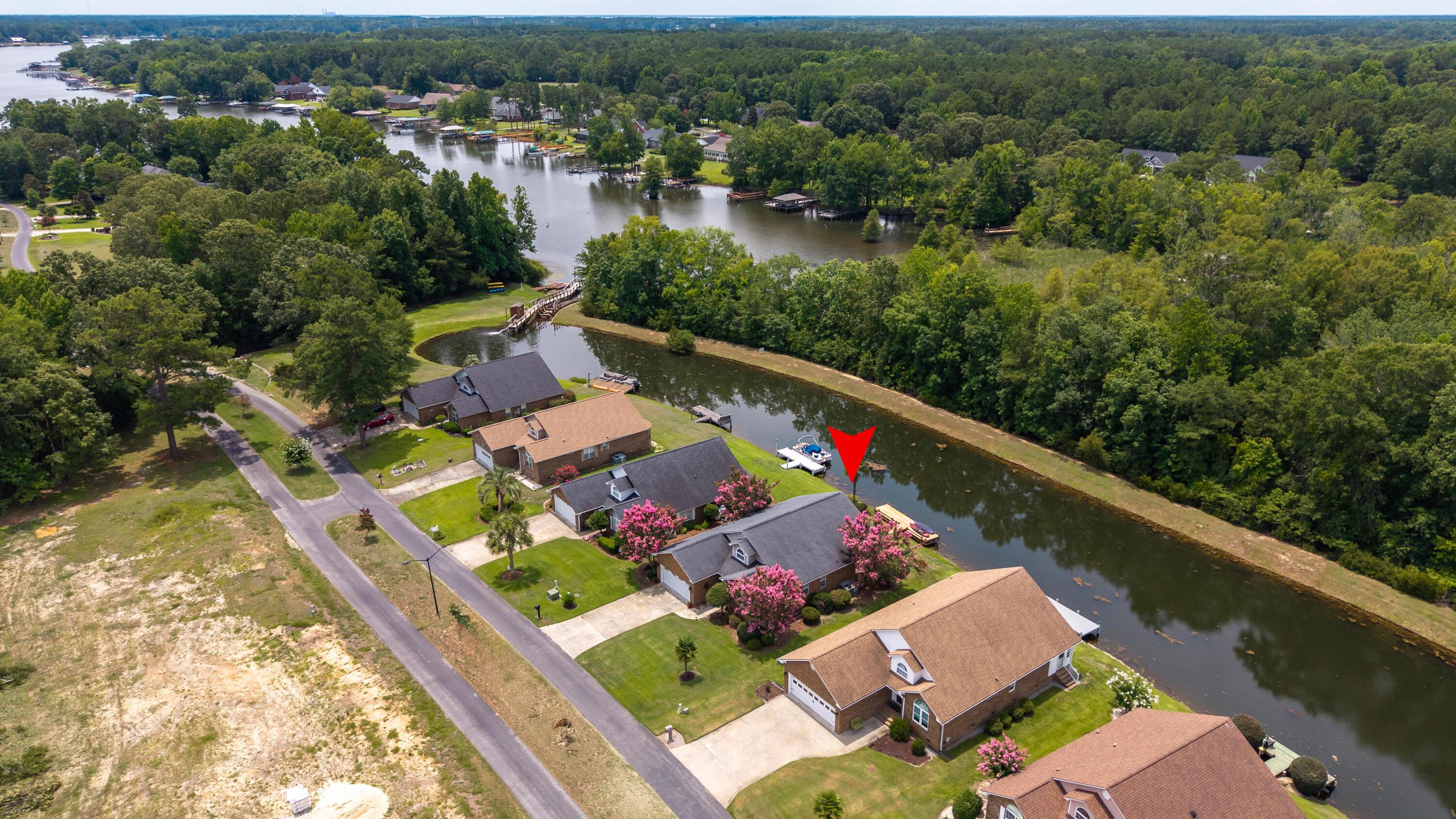 Image 3: ON THE CANAL LEADING TO LAKE MARION