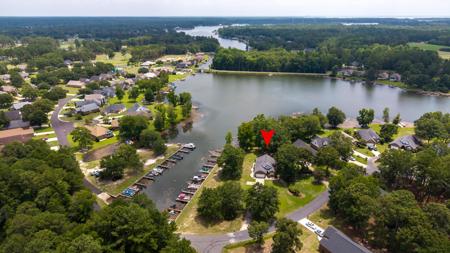 203 Ridge Lake Drive