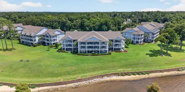 Image 3: DJI_20260804122145_0590_D