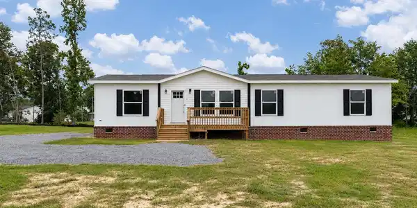 1107 Perigrine Circle