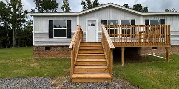 Image 2: deck1083pcs