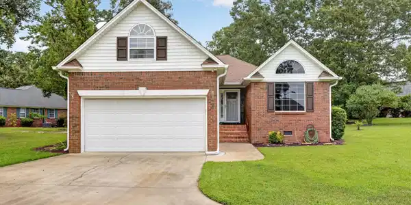 18 Ridge Lake Drive
