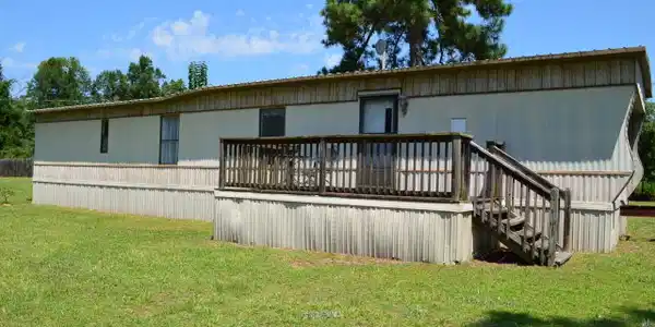 1353 James Loop Rd
