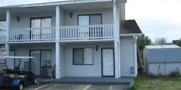330 D Taw Caw Lakeside Condo