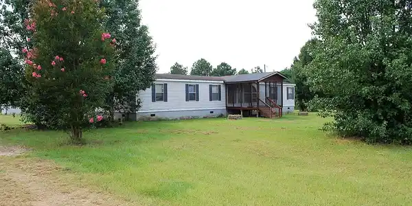 5745 Rooster Circle