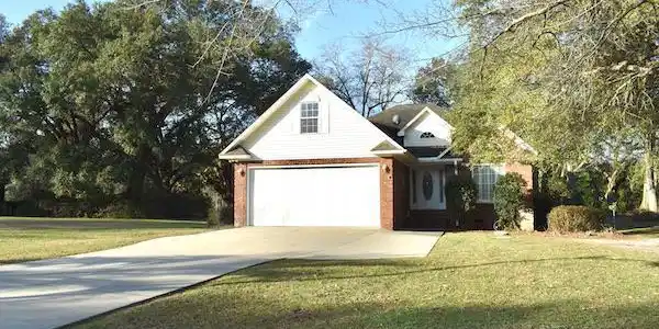 120 Oakview Cr.