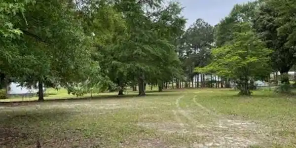000 Pond View Rd