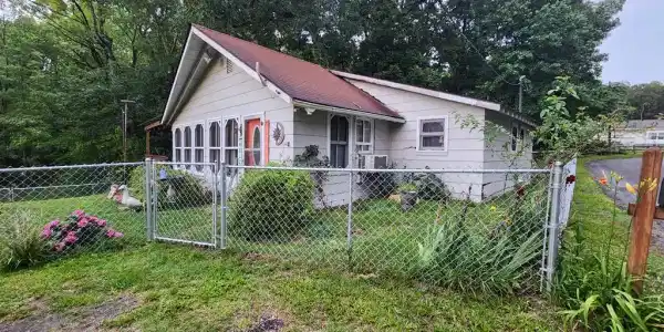 1764 Stukes Rd