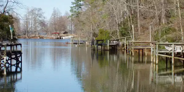 10 Suwanee Drive