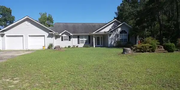 141 Elaine Dr.