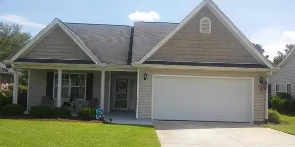 1039 Blue Heron Point