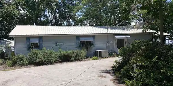 111 Waterside