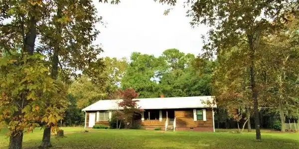 2599 Francis Marion Blvd