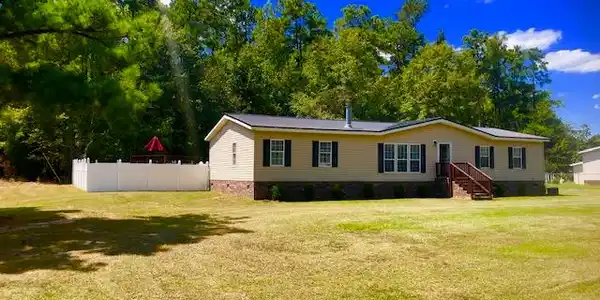 1032 Otter Lane