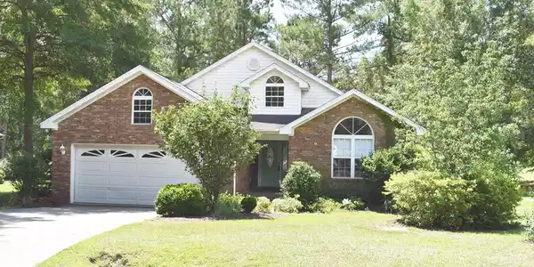 840 Bentwood Cr.