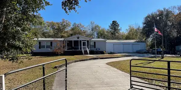 309 Fountain Lake Drive