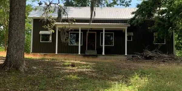 1400 Harbor House Dr