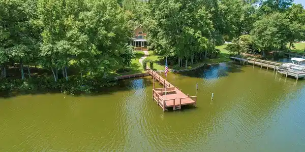 12 Woodlake Drive