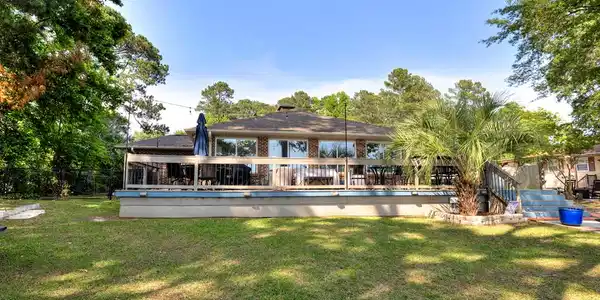 1307 Taw Caw Drive