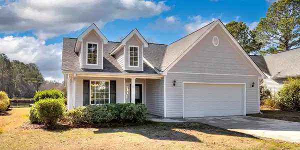 1051 Blue Heron Point