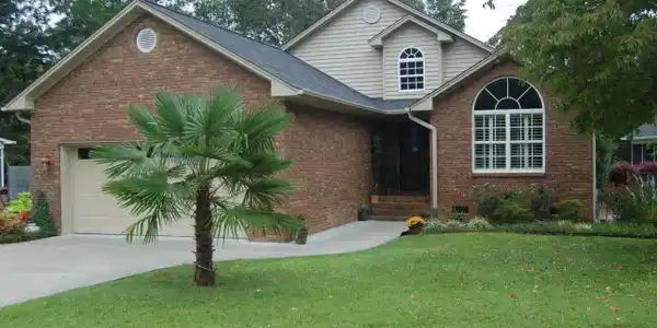 713 Oak Hill Dr.