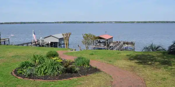 477 Santee Dr