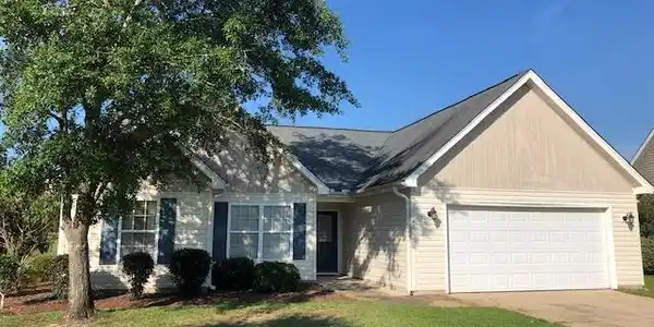 1142 Blue Heron Point