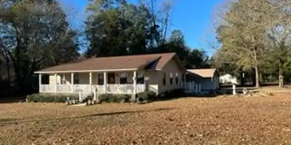 3 Duvalle Street