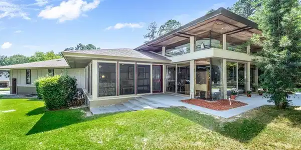 133 Cooper Circle