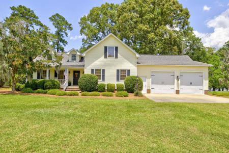 1132 Ackerman Drive