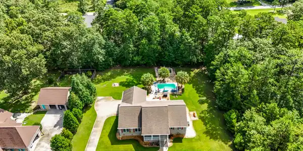 Image 3: DJI_20260804104420_0046_D