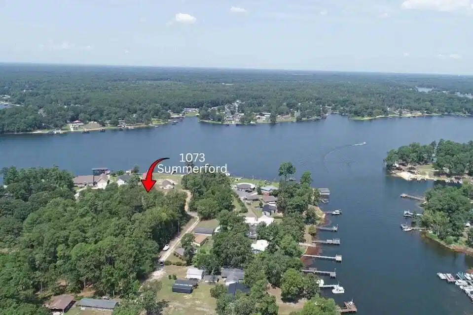 Image 1: 1073 Summerford Lane
