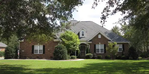 10 Lake Arbu Drive