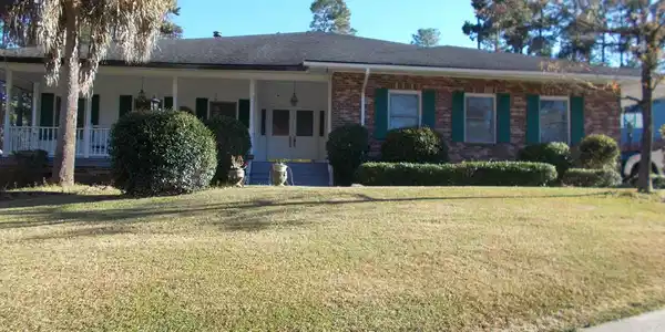 107 Cooper Circle