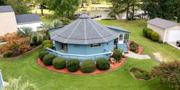 1227 Taw Caw Drive