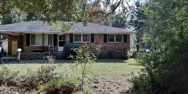 6198 Moses Dingle Road