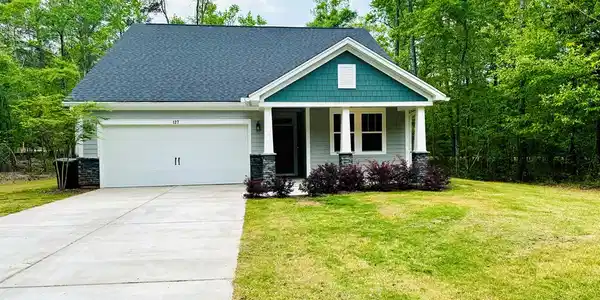 127 RED CYPRESS LANDING